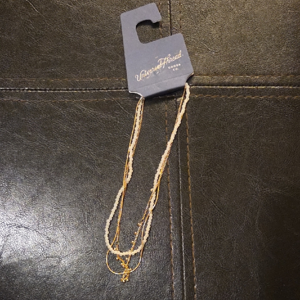 Universal Thread Gold Jewelry Set - Picture 3 of 3